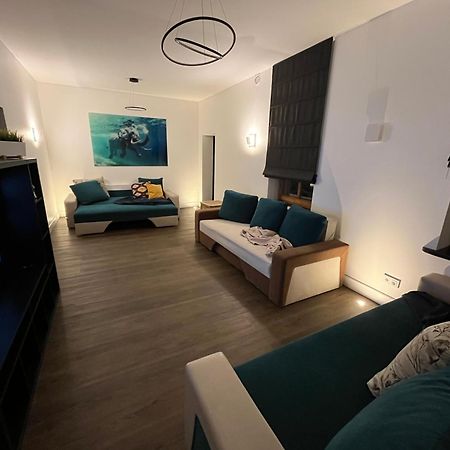 ריגה Wooden House Near City Center מראה חיצוני תמונה