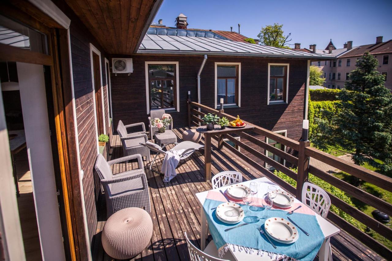 ריגה Wooden House Near City Center מראה חיצוני תמונה
